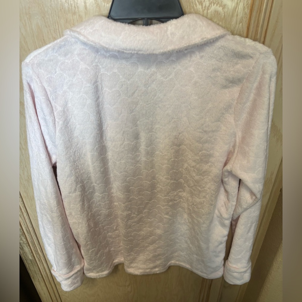 Soft Pink Button-Up Pajama Top with Heart - Picture 2 of 16